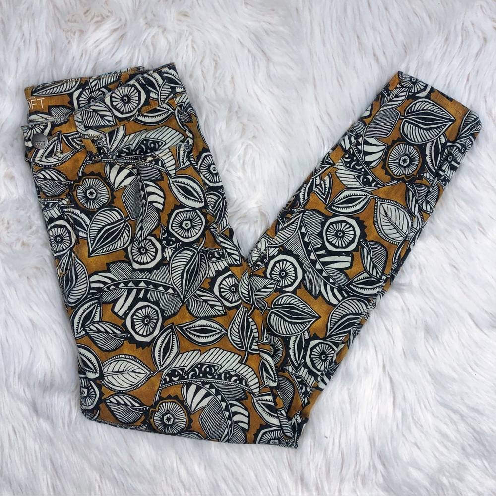 Ann Taylor LOFT Floral Curvy Skinny Ankle Jeans
